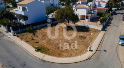 Terrain à bâtir à Quelfes de 427 m²