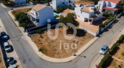 Terrain à bâtir à Quelfes de 427 m²