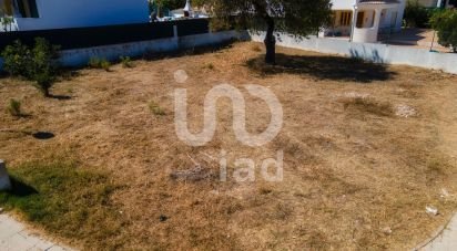 Terrain à bâtir à Quelfes de 427 m²