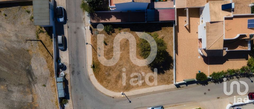 Terrain à bâtir à Quelfes de 427 m²