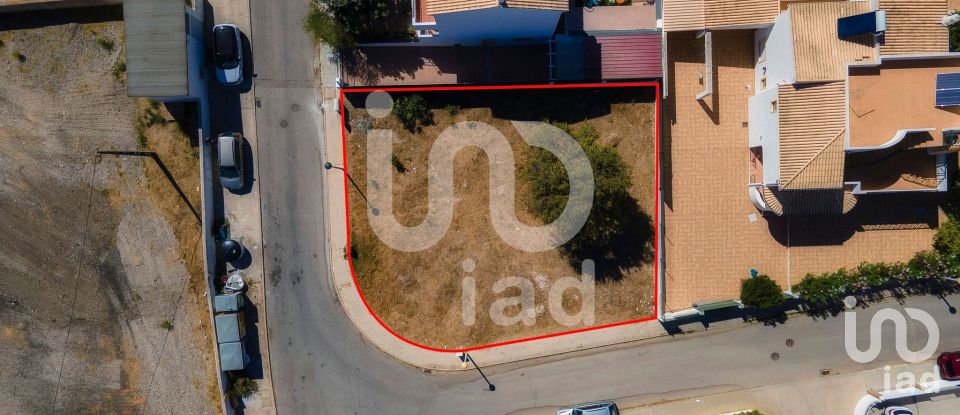 Terrain à bâtir à Quelfes de 427 m²