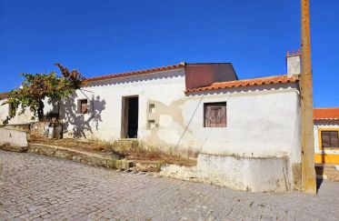 Traditional house T3 in São Miguel do Pinheiro, São Pedro de Solis e São Sebastião dos Carros of 94 m²