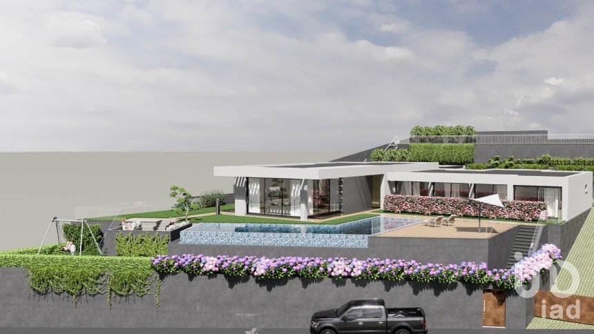 Lodge T4 in São Vicente of 470 m²