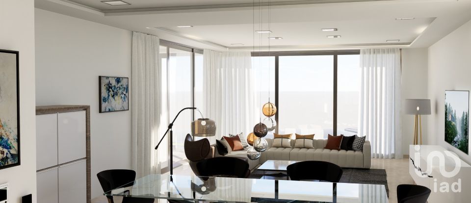 Lodge T4 in São Vicente of 470 m²