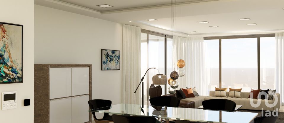 Lodge T4 in São Vicente of 470 m²