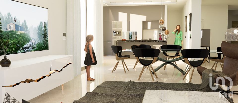 Lodge T4 in São Vicente of 470 m²