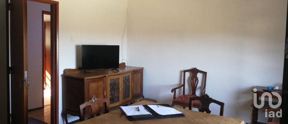 House T4 in Montes da Senhora of 350 m²