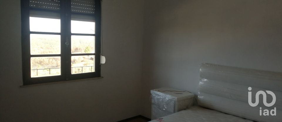 House T4 in Montes da Senhora of 350 m²