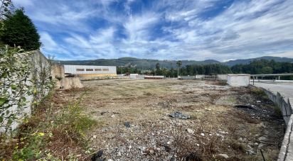 Murs commerciaux à Padreiro (Salvador e Santa Cristina) de 2 587 m²