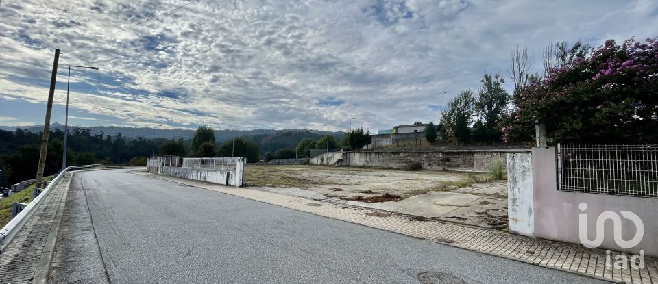 Murs commerciaux à Padreiro (Salvador e Santa Cristina) de 2 587 m²