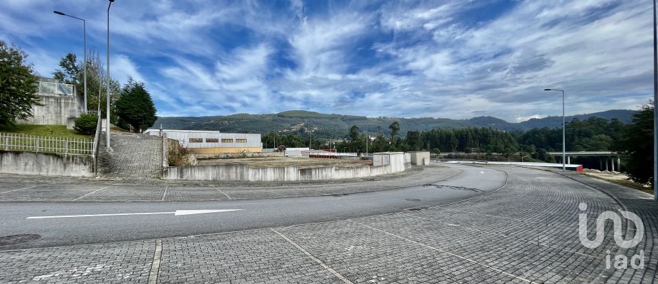 Murs commerciaux à Padreiro (Salvador e Santa Cristina) de 2 587 m²