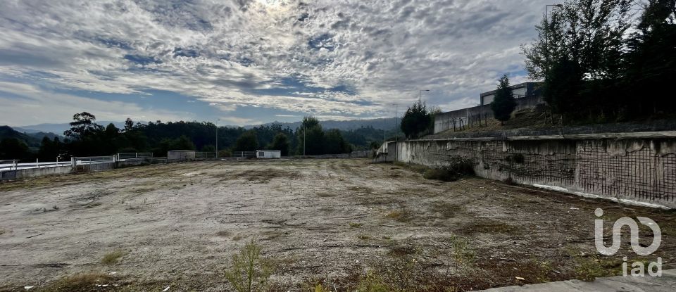 Murs commerciaux à Padreiro (Salvador e Santa Cristina) de 2 587 m²