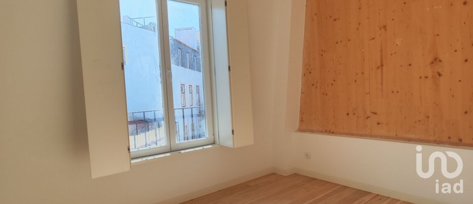 Apartment T2 in Campolide of 70 m²