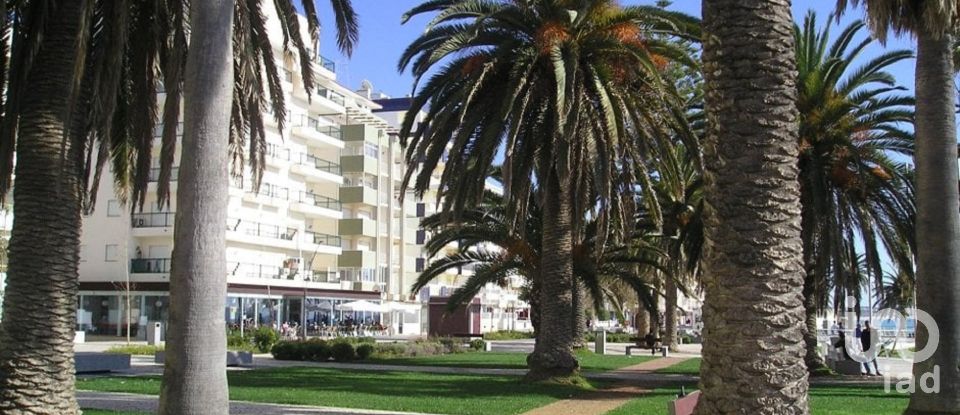 Terreno urbano em Alcantarilha e Pêra de 3 640 m²