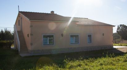 Maison T5 à Caldas da Rainha - Santo Onofre e Serra do Bouro de 135 m²