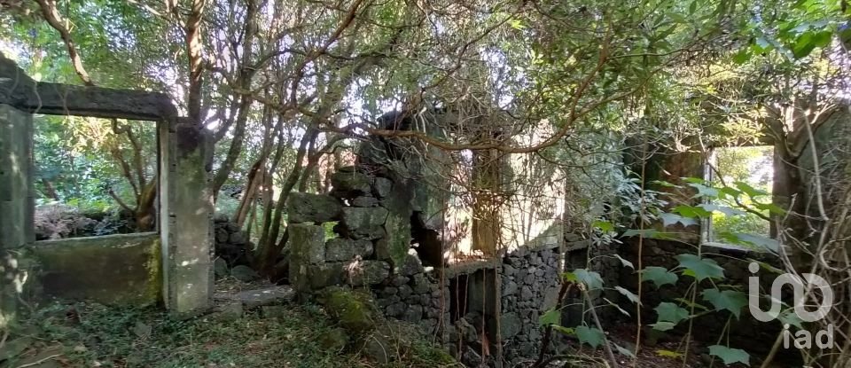 Casa T3 em Lajes do Pico de 212 m²