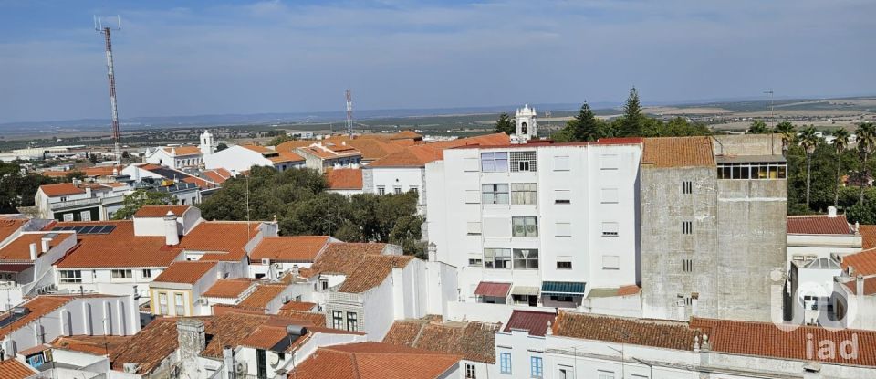 Apartment T3 in Beja (Santiago Maior E São João Baptista) of 106 m²