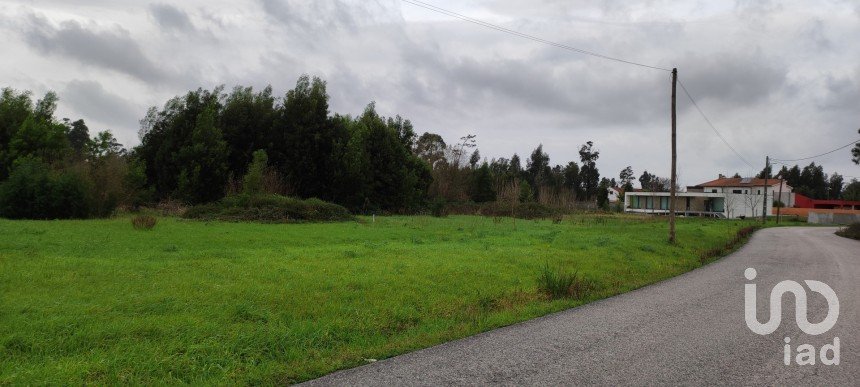 Terreno em Mira de 910 m²