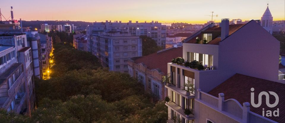 Apartment T2 in Avenidas Novas of 89 m²