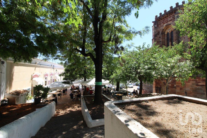 Comércio diverso em Silves de 300 m²