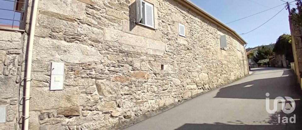 Moradia T2 em Penso de 396 m²