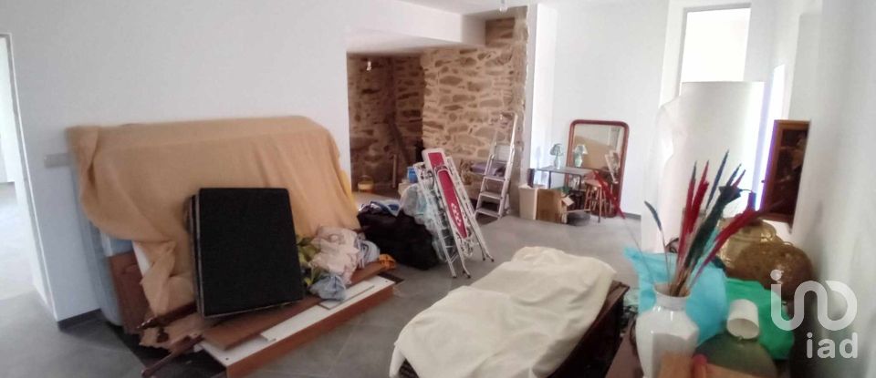 Moradia T2 em Penso de 396 m²