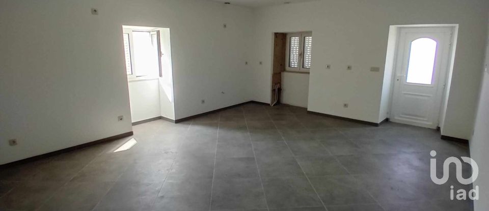 Moradia T2 em Penso de 396 m²