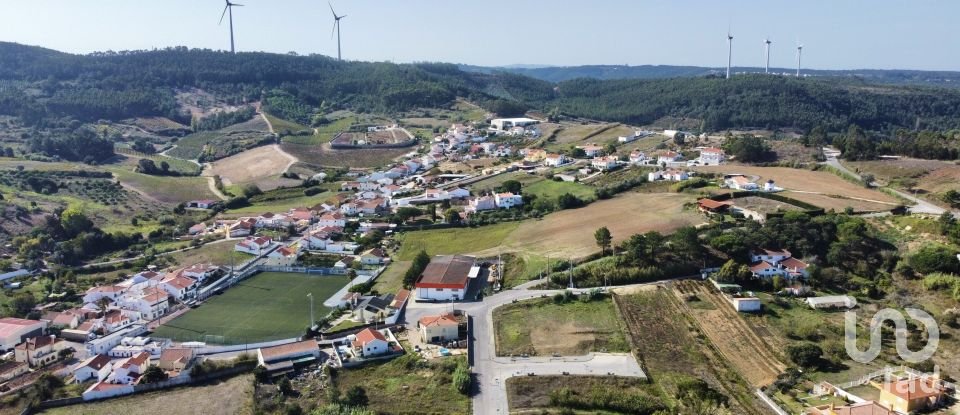 Land in Freiria of 354 m²