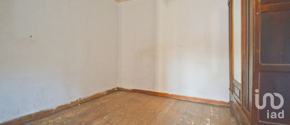 Casa de aldeia T2 em Podentes de 235 m²