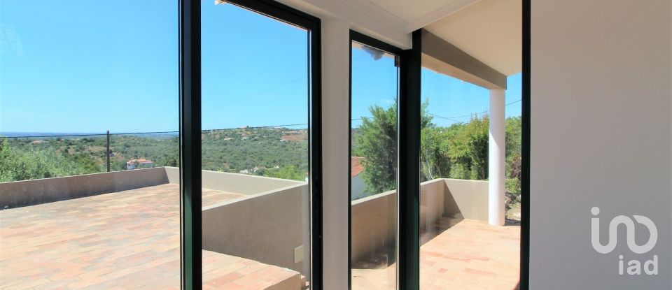 Moradia T3 em São Bartolomeu de Messines de 181 m²