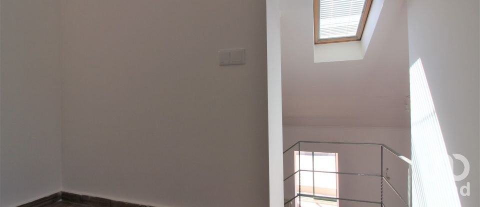 Moradia T3 em São Bartolomeu de Messines de 181 m²