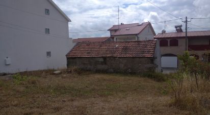 Terrain à bâtir à Guarda de 417 m²