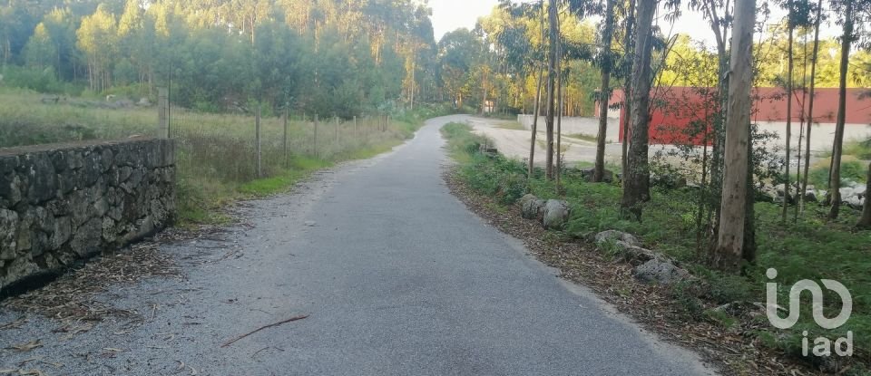 Terrain à bâtir à Cardielos e Serreleis de 882 m²