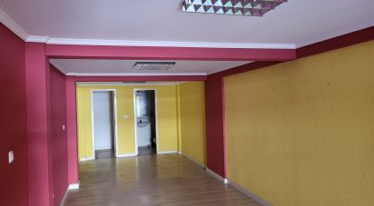 Shop / premises commercial in Corroios of 46 m²