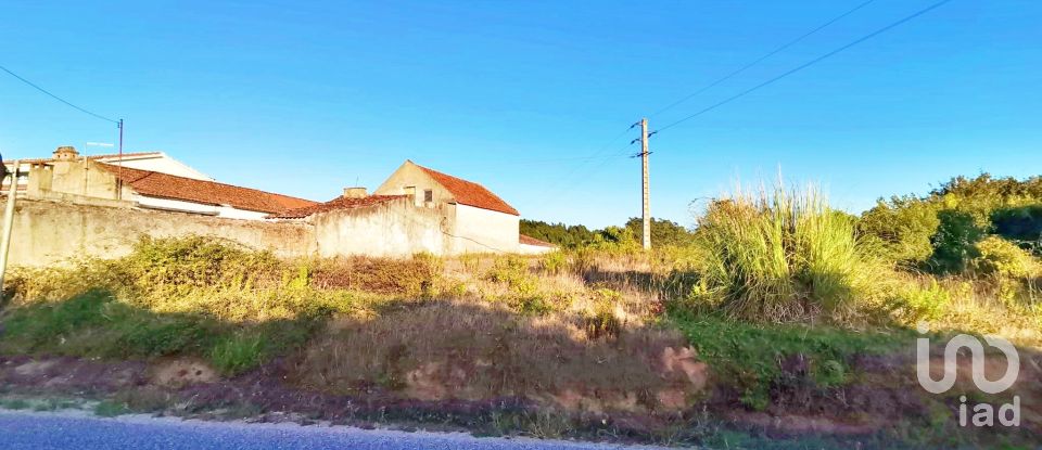 Terrain à bâtir à Salir de Matos de 701 m²