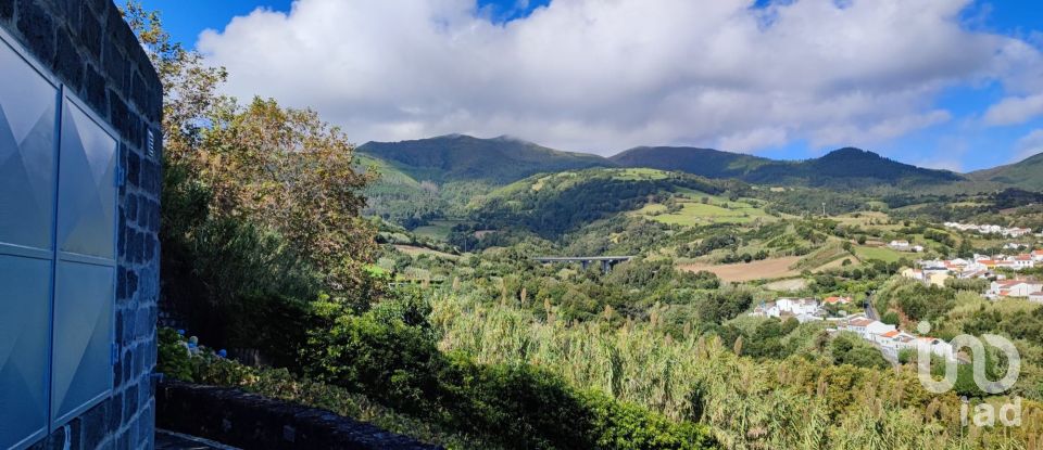 Terrain à Ribeira Chã de 4 820 m²