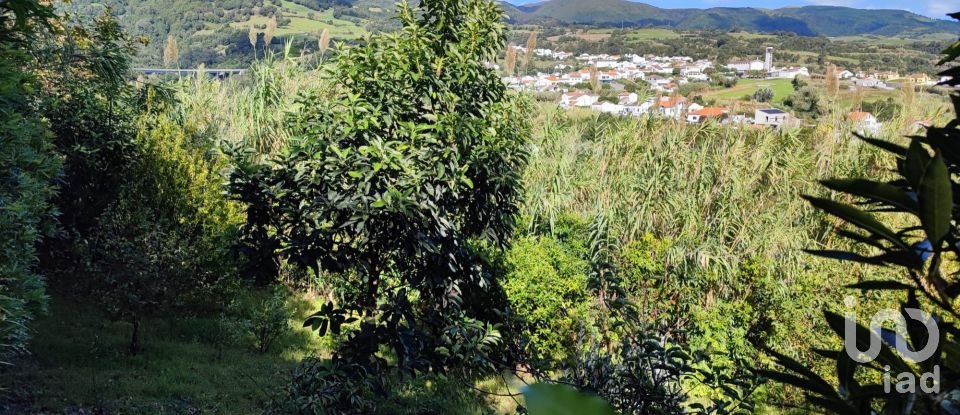 Terrain à Ribeira Chã de 4 820 m²