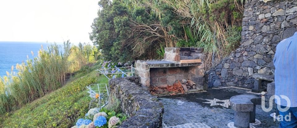 Terrain à Ribeira Chã de 4 820 m²