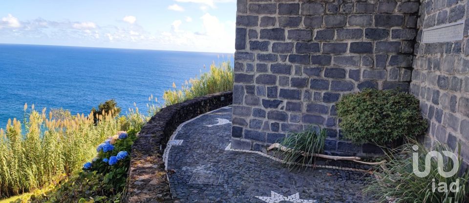 Terrain à Ribeira Chã de 4 820 m²