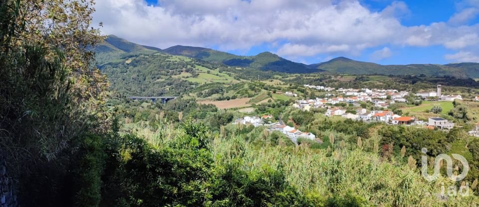 Terrain à Ribeira Chã de 4 820 m²