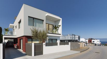 Gîte T4 à Carvoeira de 220 m²