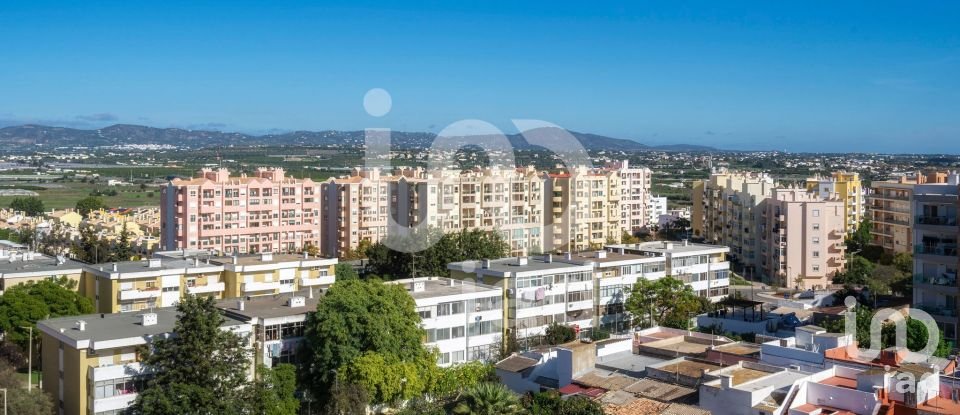 Apartment T3 in Faro (Sé e São Pedro) of 101 m²