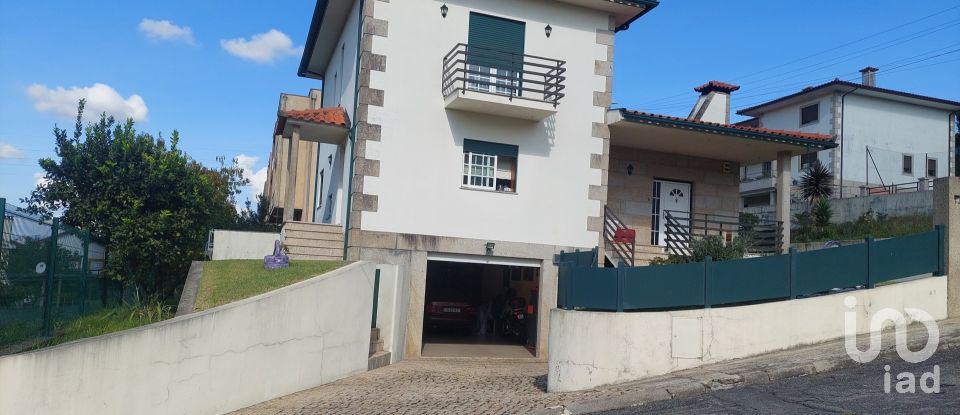Gîte T3 à Ponte da Barca, Vila Nova de Muía e Paço Vedro de Magalhães de 164 m²