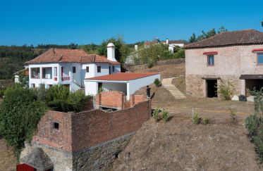 Casa / Villa T3 em Vila Cova de Alva e Anseriz de 344 m²