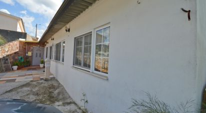 Casa de aldeia T3 em Poiares (Santo André) de 177 m²
