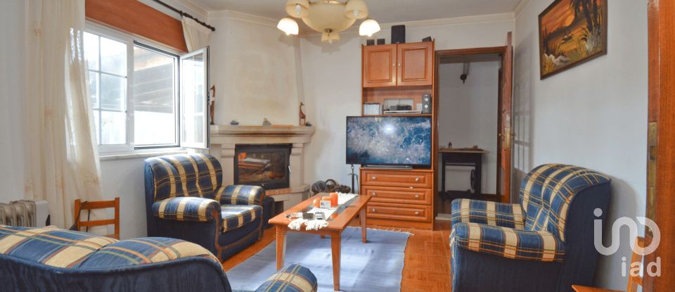 Maison de village T3 à Poiares (Santo André) de 177 m²