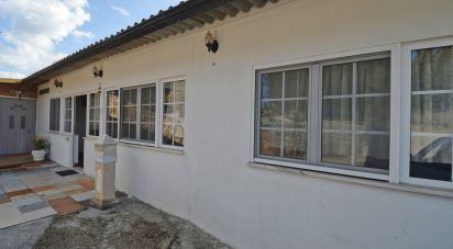 Village house T3 in Poiares (Santo André) of 177 m²