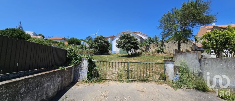 Maison de village T2 à Carvoeira e Carmões de 200 m²
