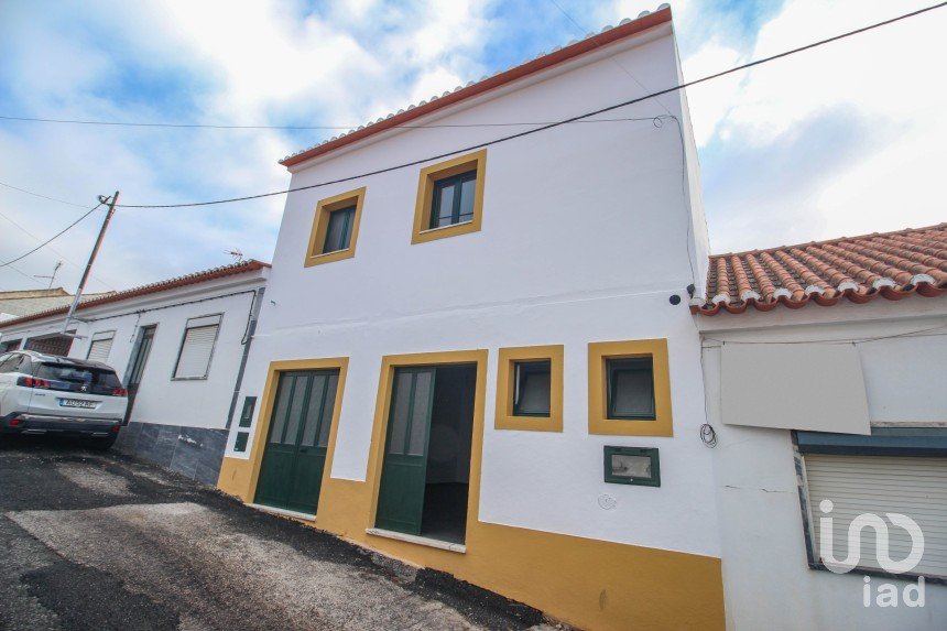 House T3 in Rio de Moinhos of 193 m²