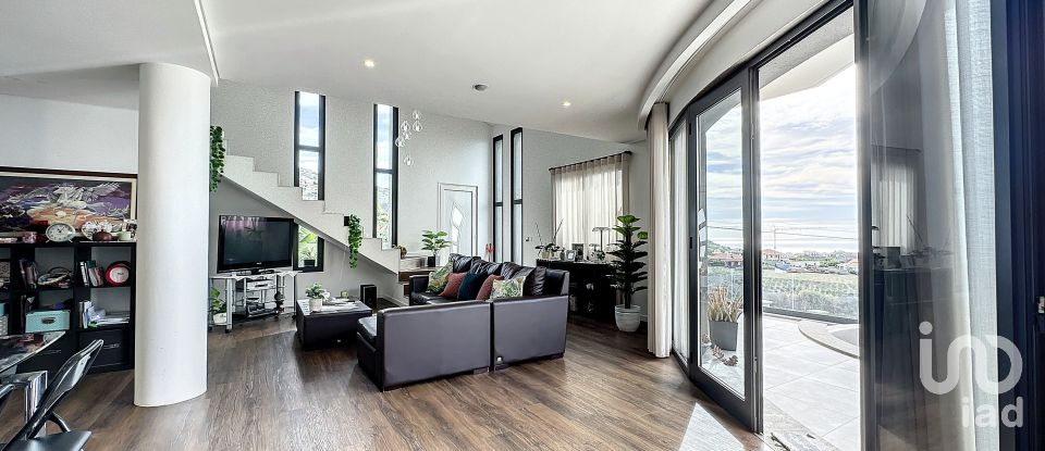 Lodge T5 in Ponta do Sol of 435 m²